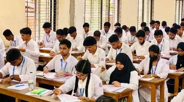 এইচএসসি পরীক্ষা একজন শিক্ষার্থীর জীবনের অন্যতম গুরুত্বপূর্ণ পাবলিক পরীক্ষা