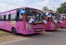 পিংক বাস সার্ভিস উদ্বোধনের এক মাসের মধ্যেই নানা অভিযোগে প্রশ্নের মুখে পড়েছে